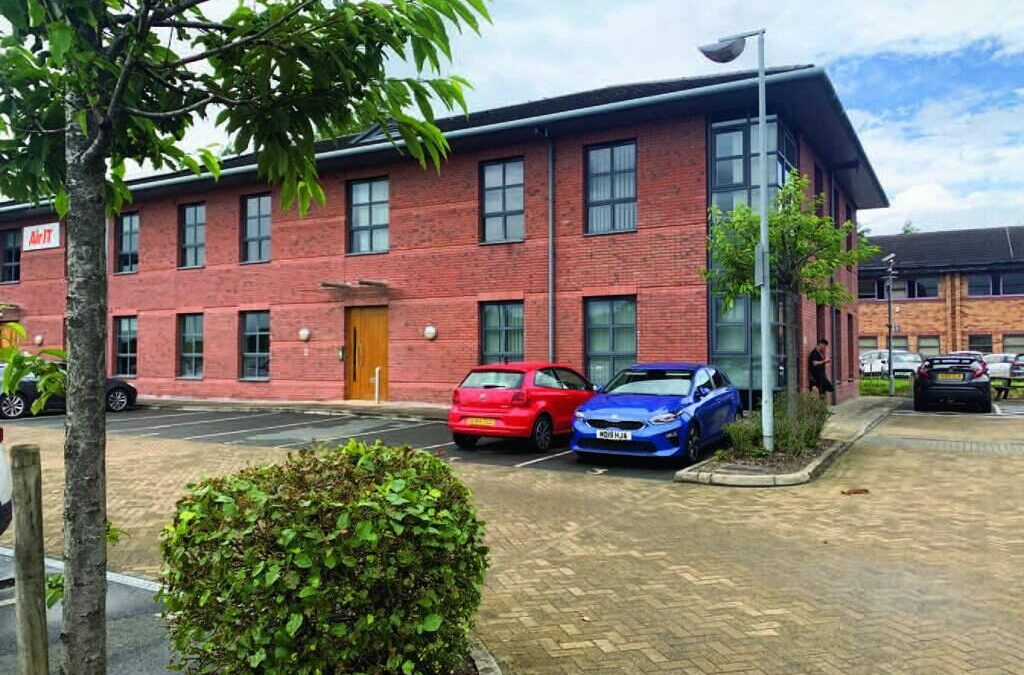OFFICE TO LEASE: No 3 Royal Court, Gadbrook Park, Cheshire CW9 7UT